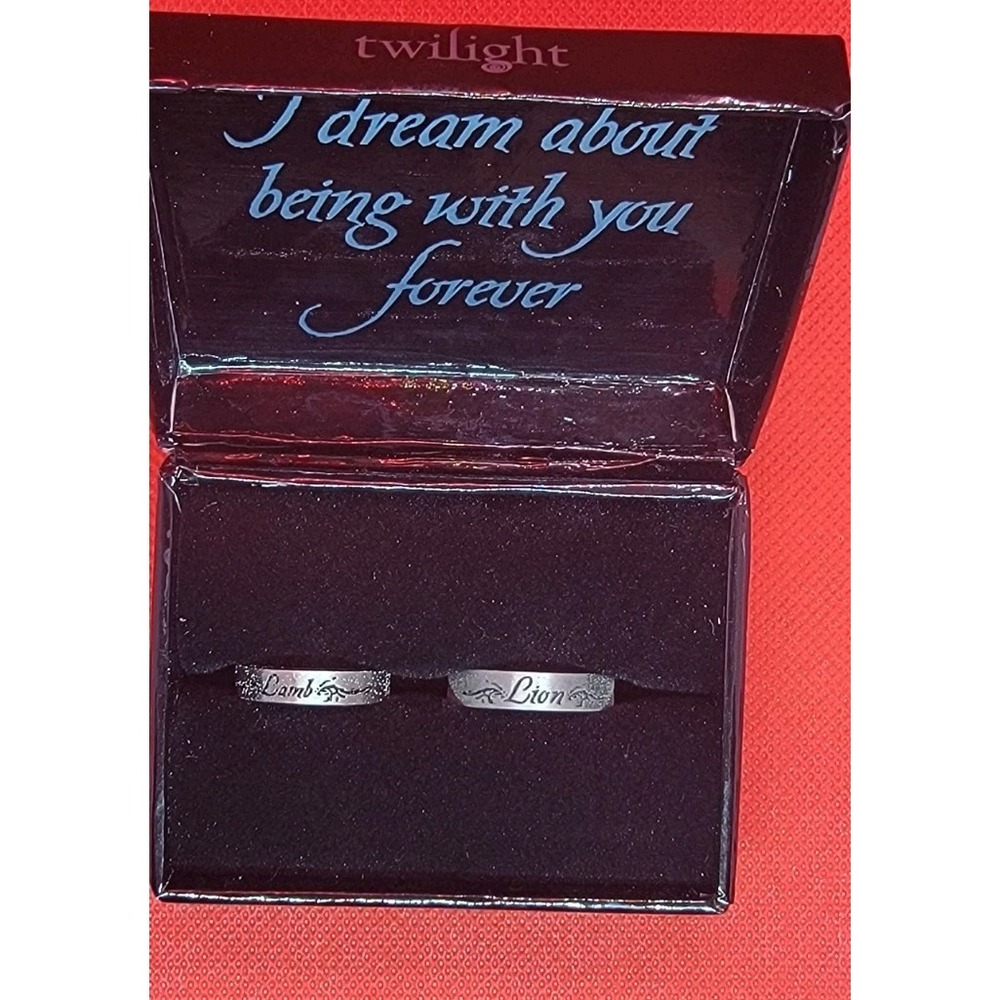 Twilight Lion And Lamb Rings RARE Wedding